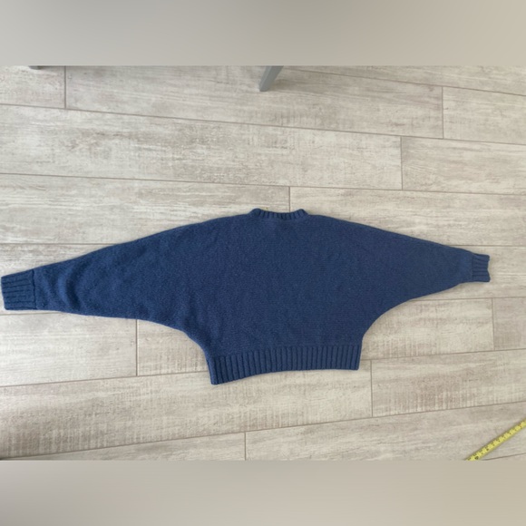 Aritzia Babaton Alpaca Sweater - Picture 3 of 8